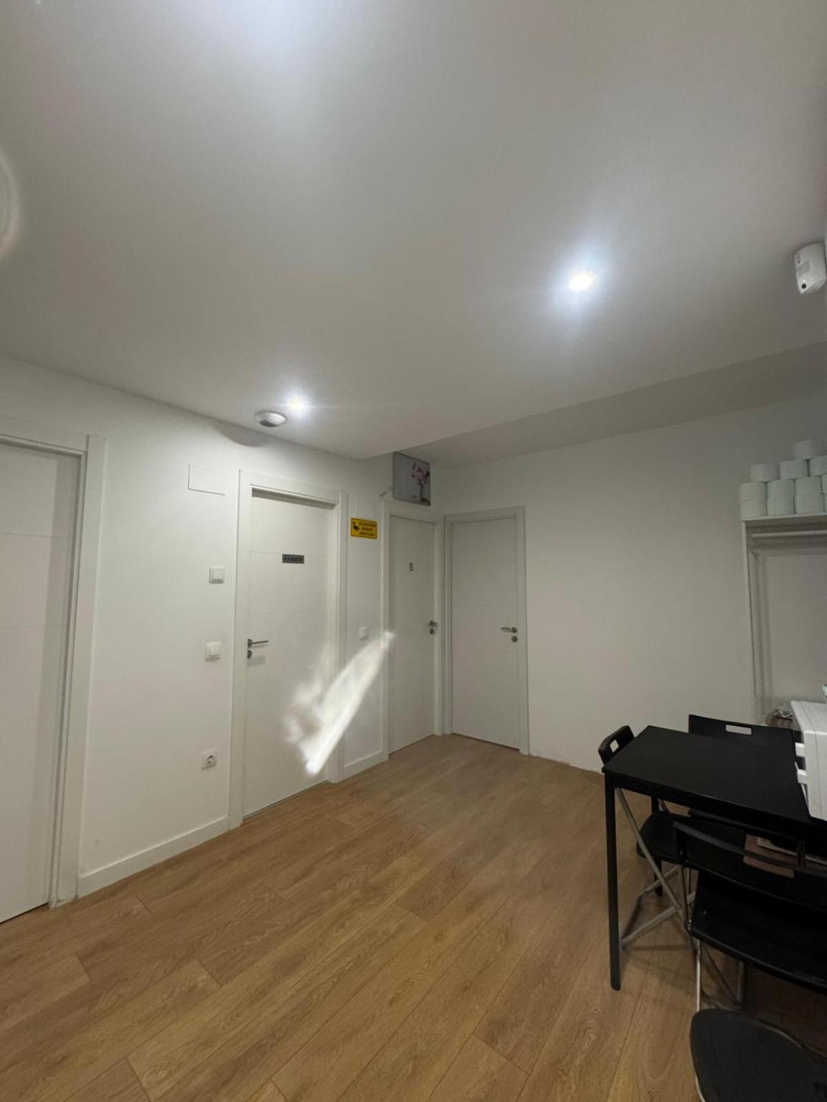 Mars Suites Porras Madrid Esterno foto